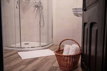 Фото номера Casuta Calusarilor with Free Spa&amp;amp;Wellness Access Курортные отели Forest Retreat&amp;Spa г. Oveselu 6